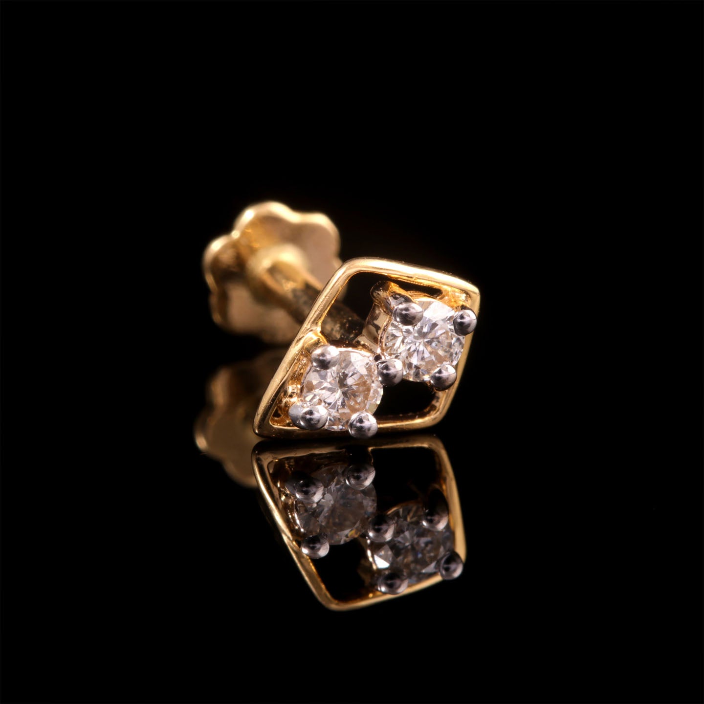 Diamond Nose Pin