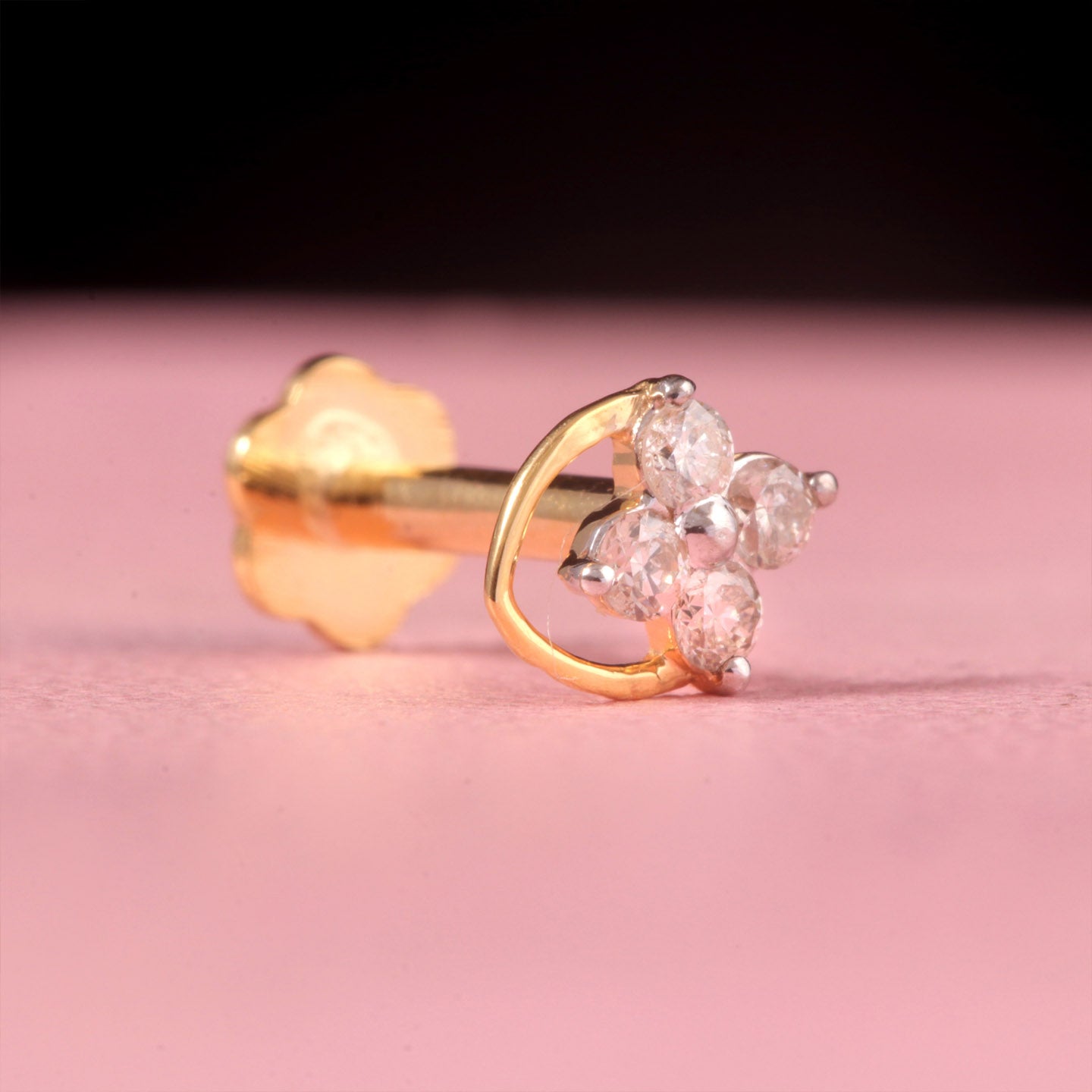 four diamond nose pin