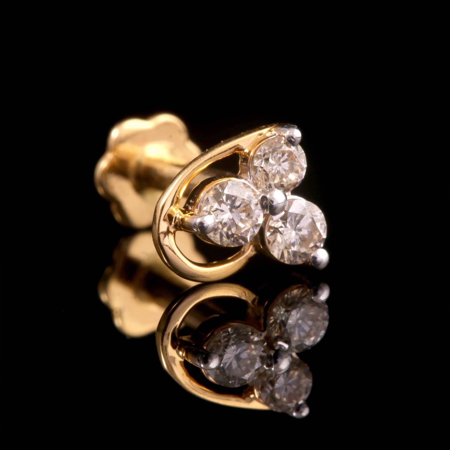 Diamond Nose Pin