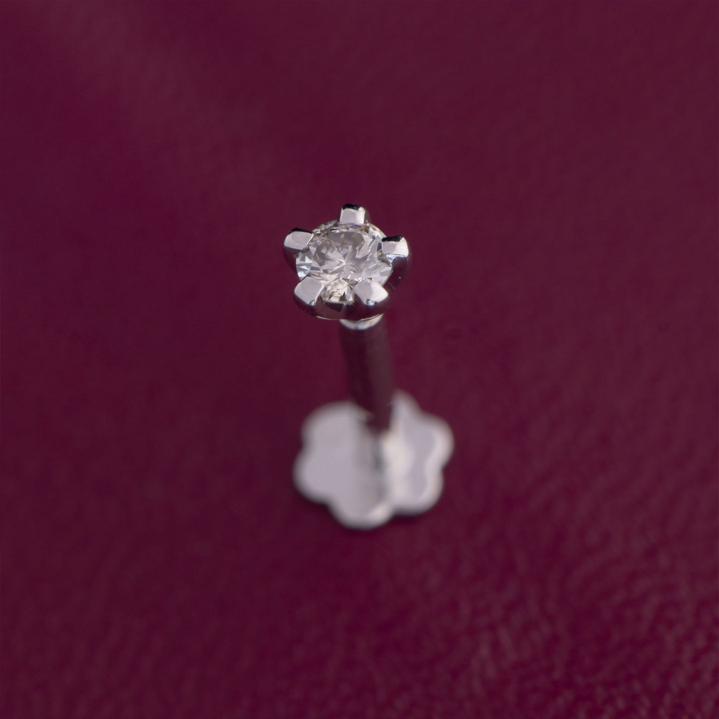 Solitaire Diamond Nose Pin