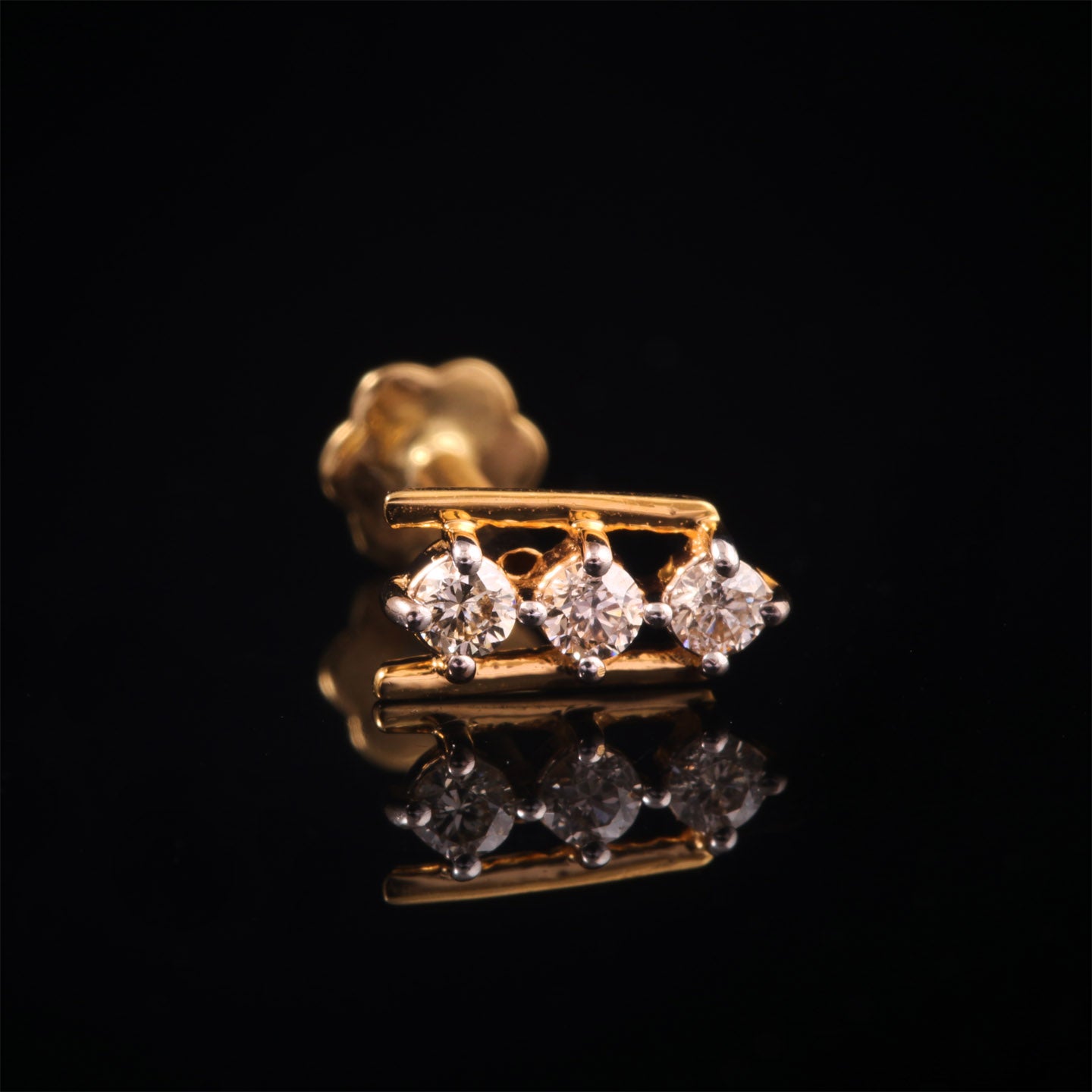 Diamond Nose Pin