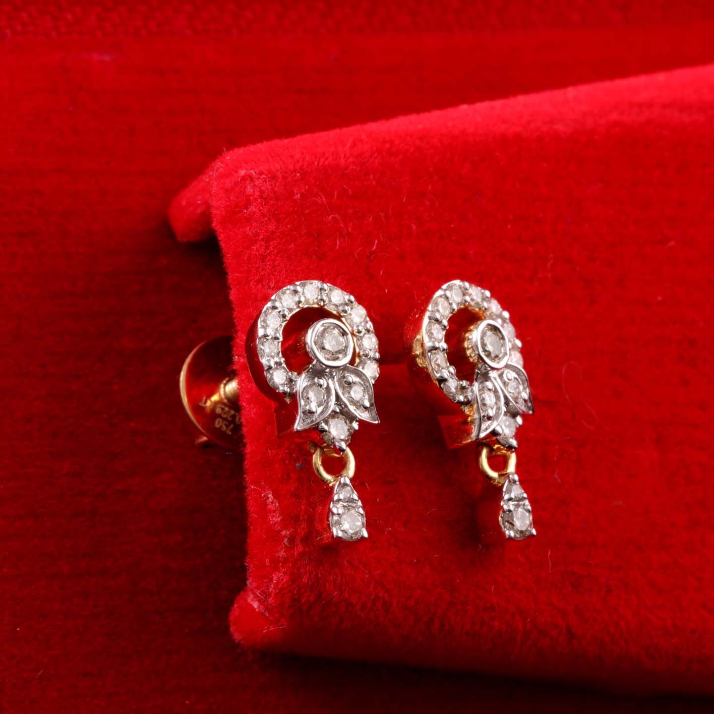 Silver Luminescent Stud Earrings