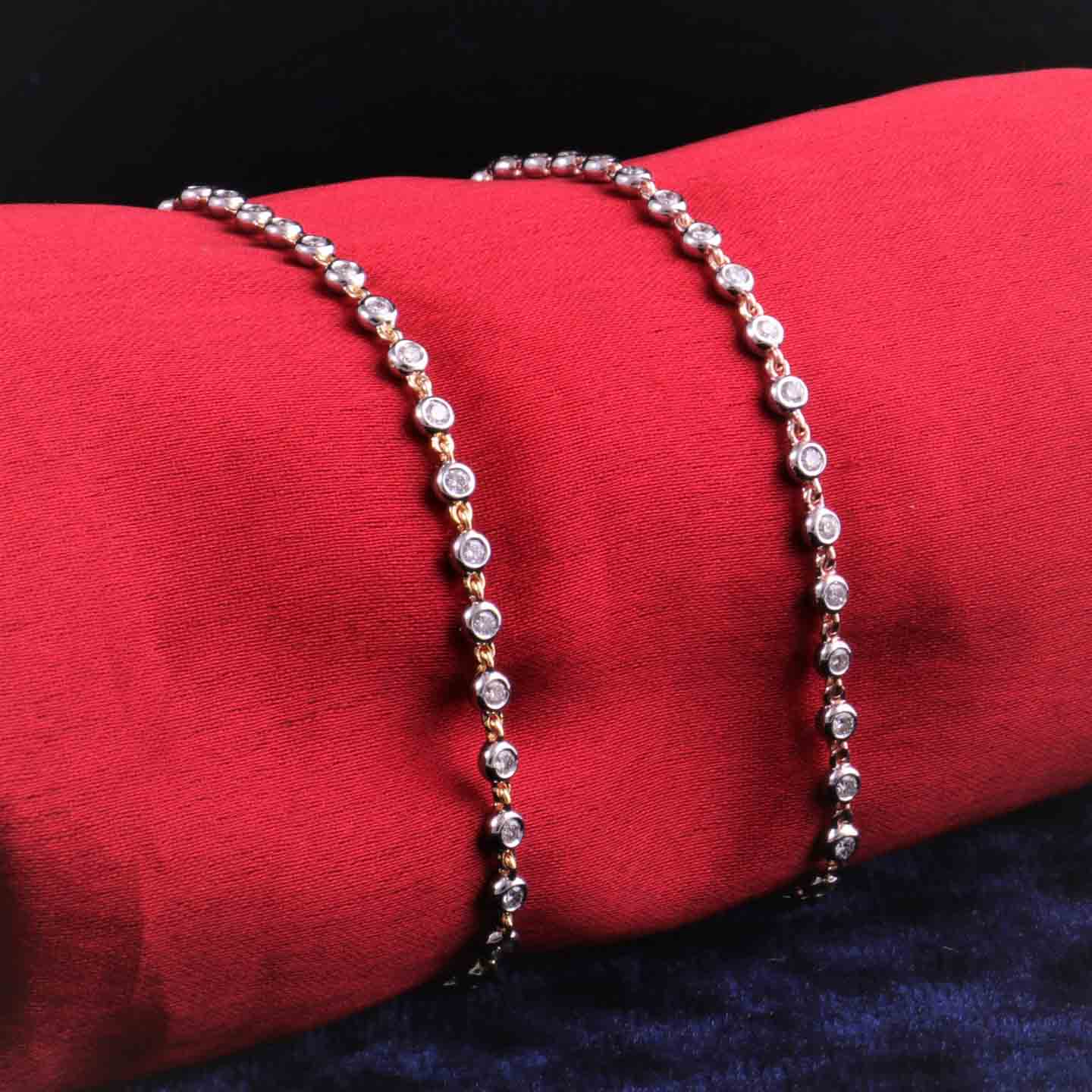 Round Diamond Gold Bracelet