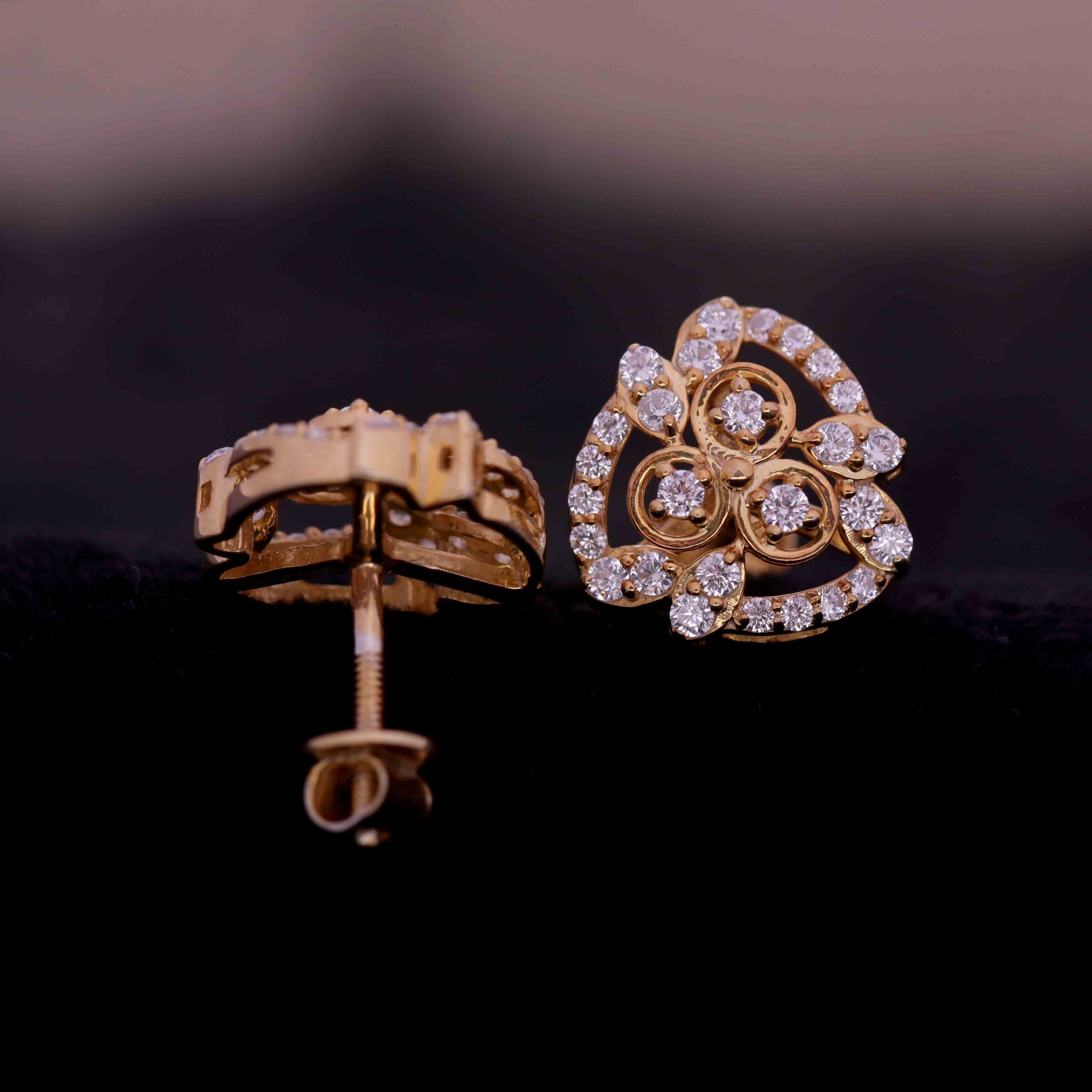 Silver Leafy Circle Stud Earrings