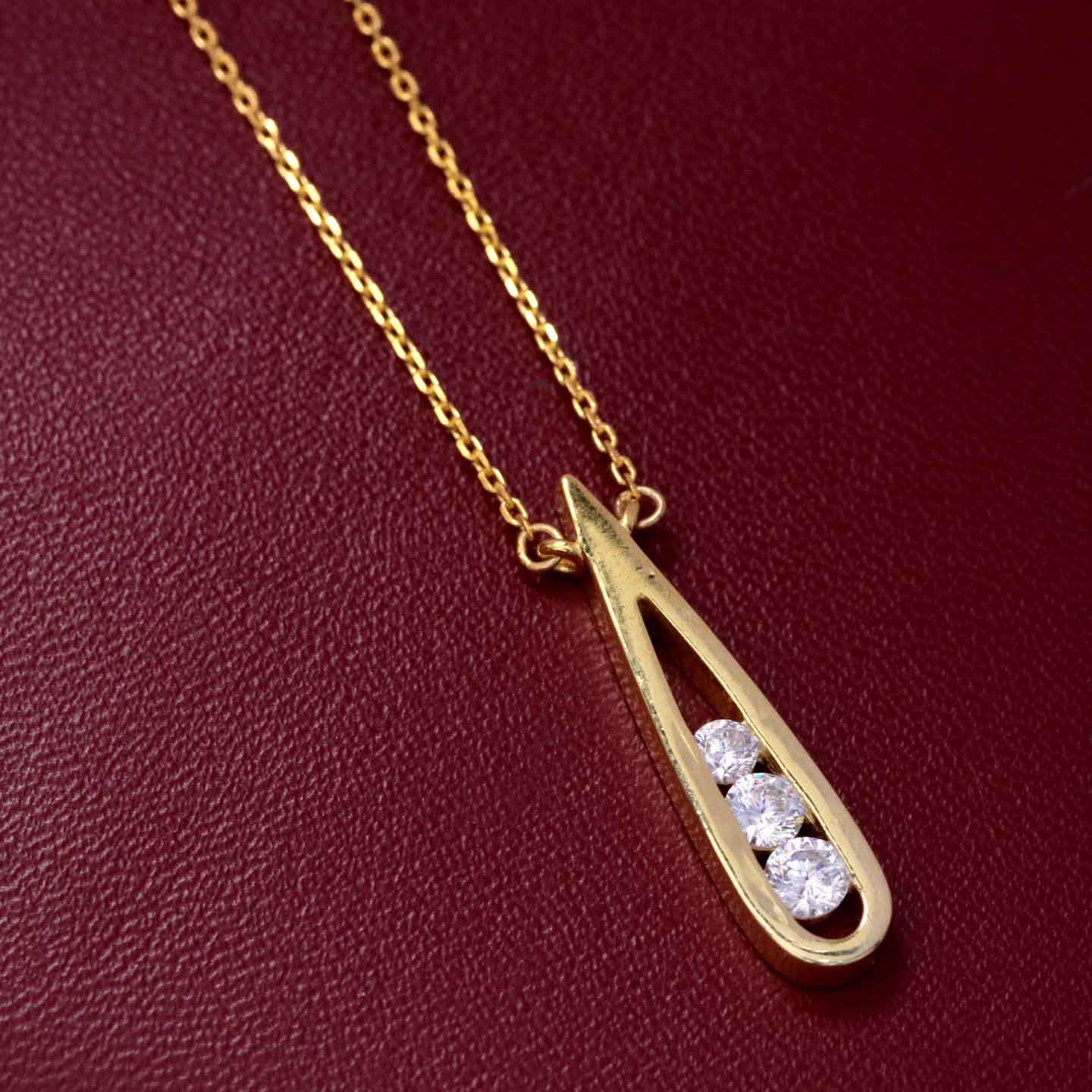 Silver Droplet Pendant Necklace