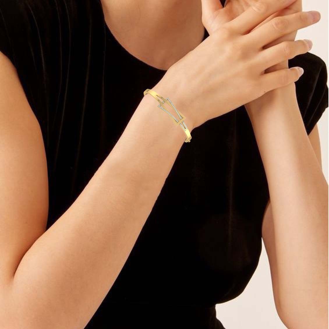 Geometric Silver jewellery Bracelet for women