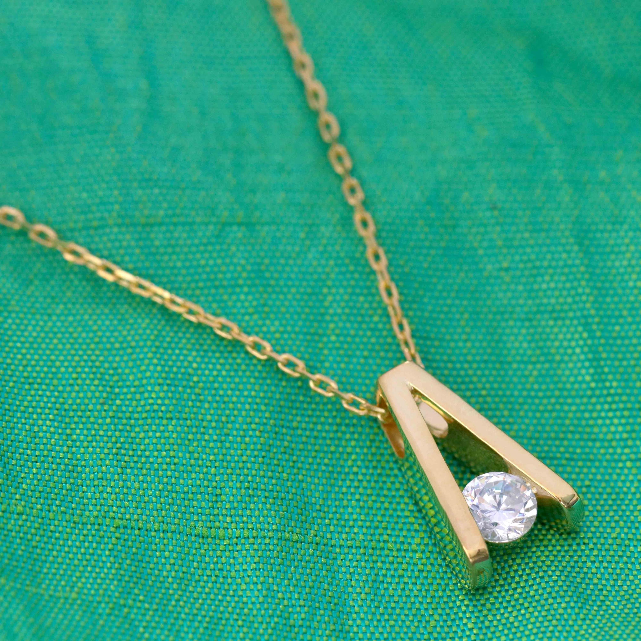 Single Stone Silver Pendant Necklace