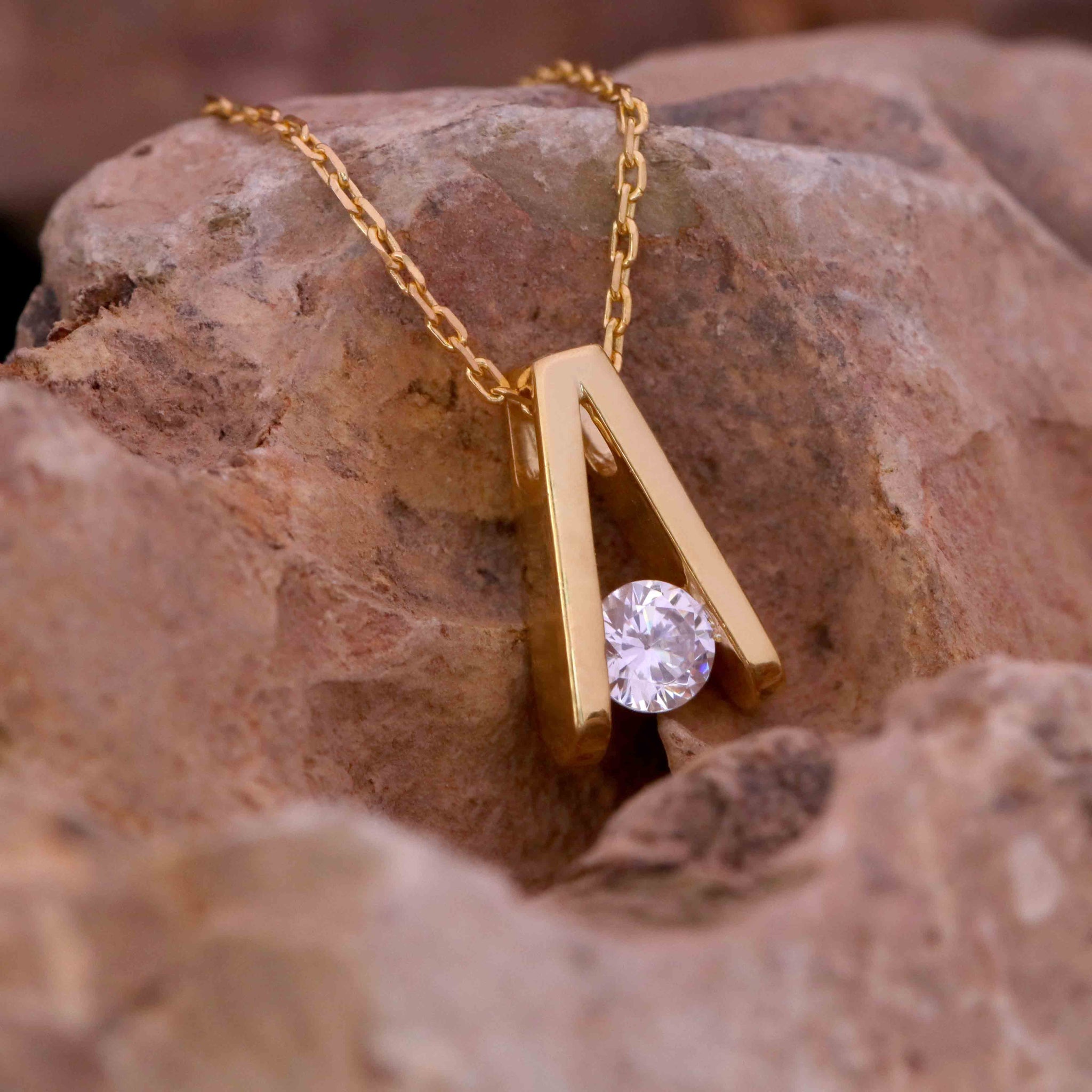 Single Stone Silver Pendant Necklace