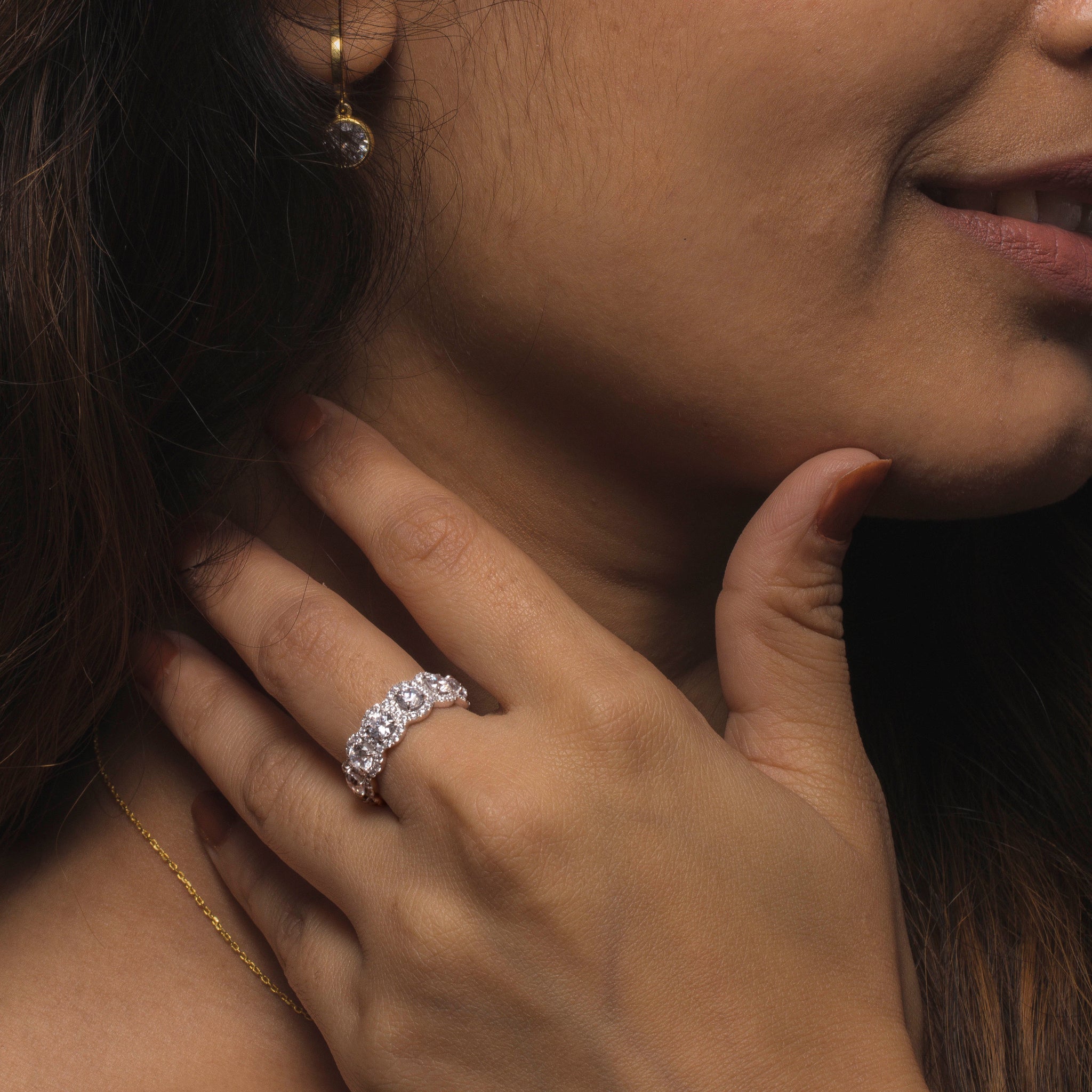 women Diamond Wedding Band jewellery