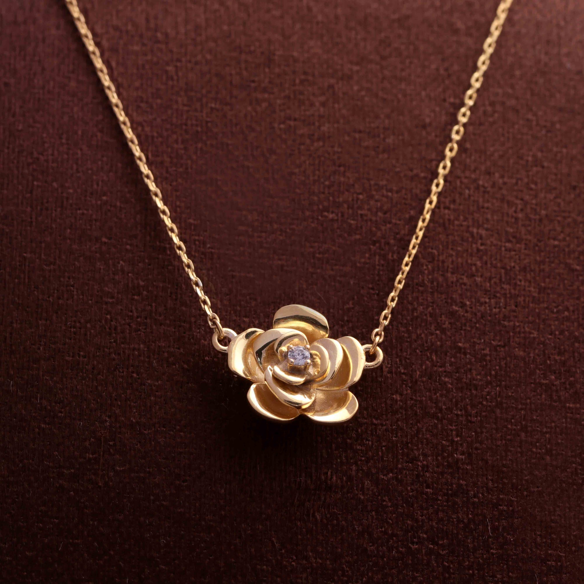 Rose Silver Pendant Necklace