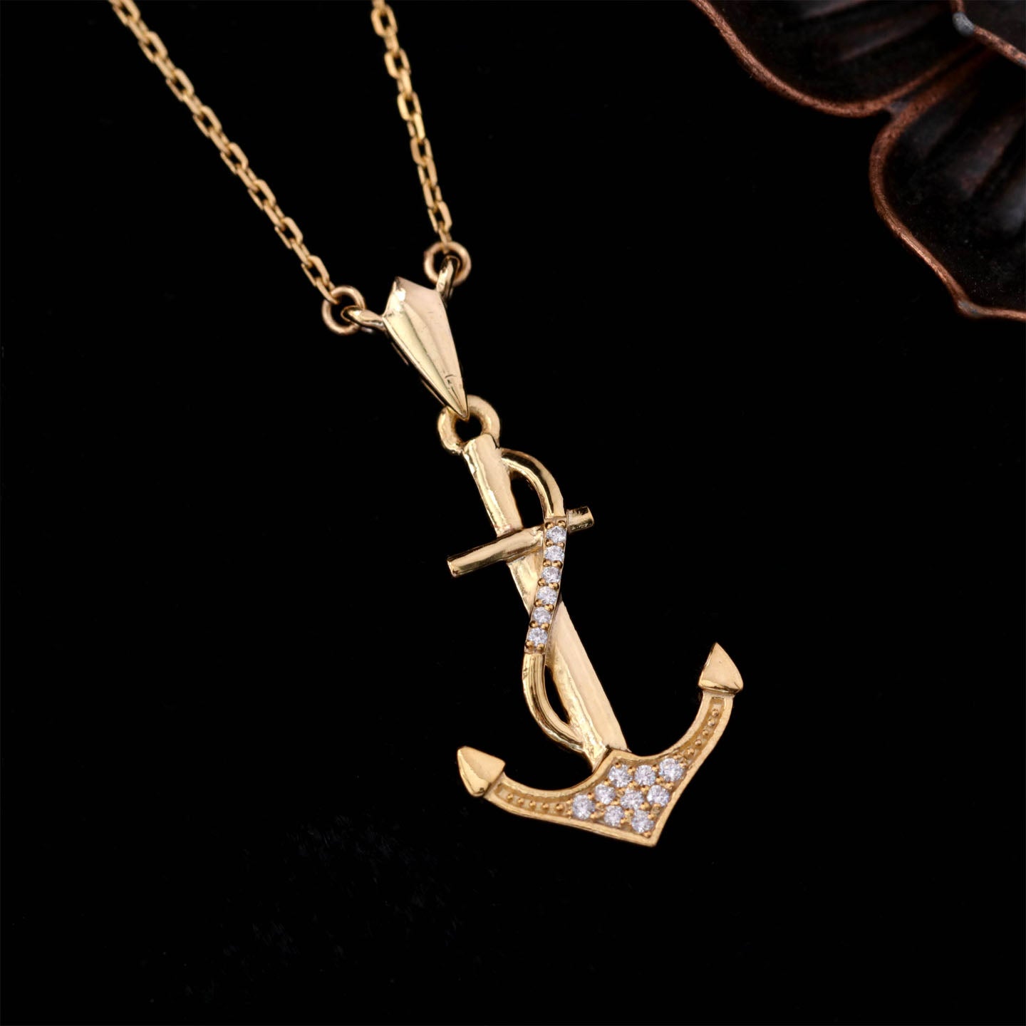 Silver Pendant Necklace