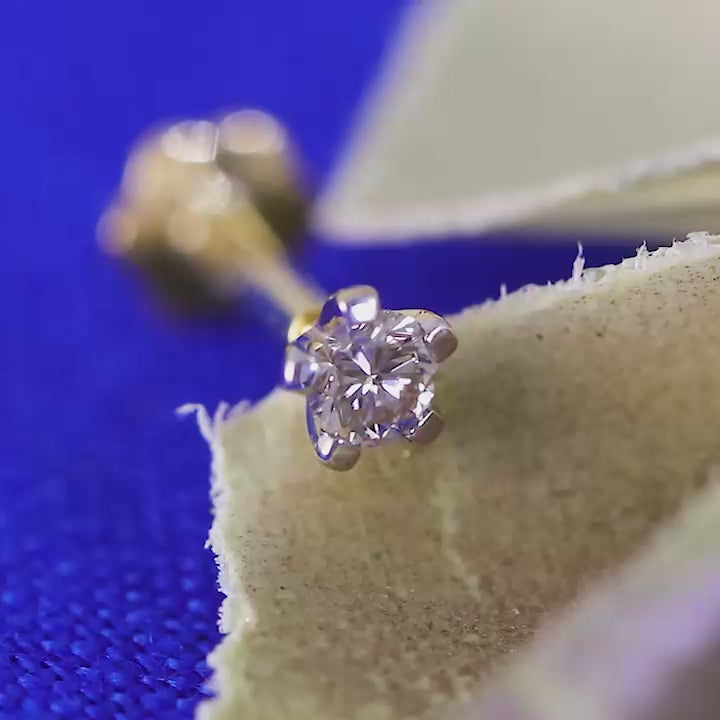 Solitaire Diamond Nose Pin
